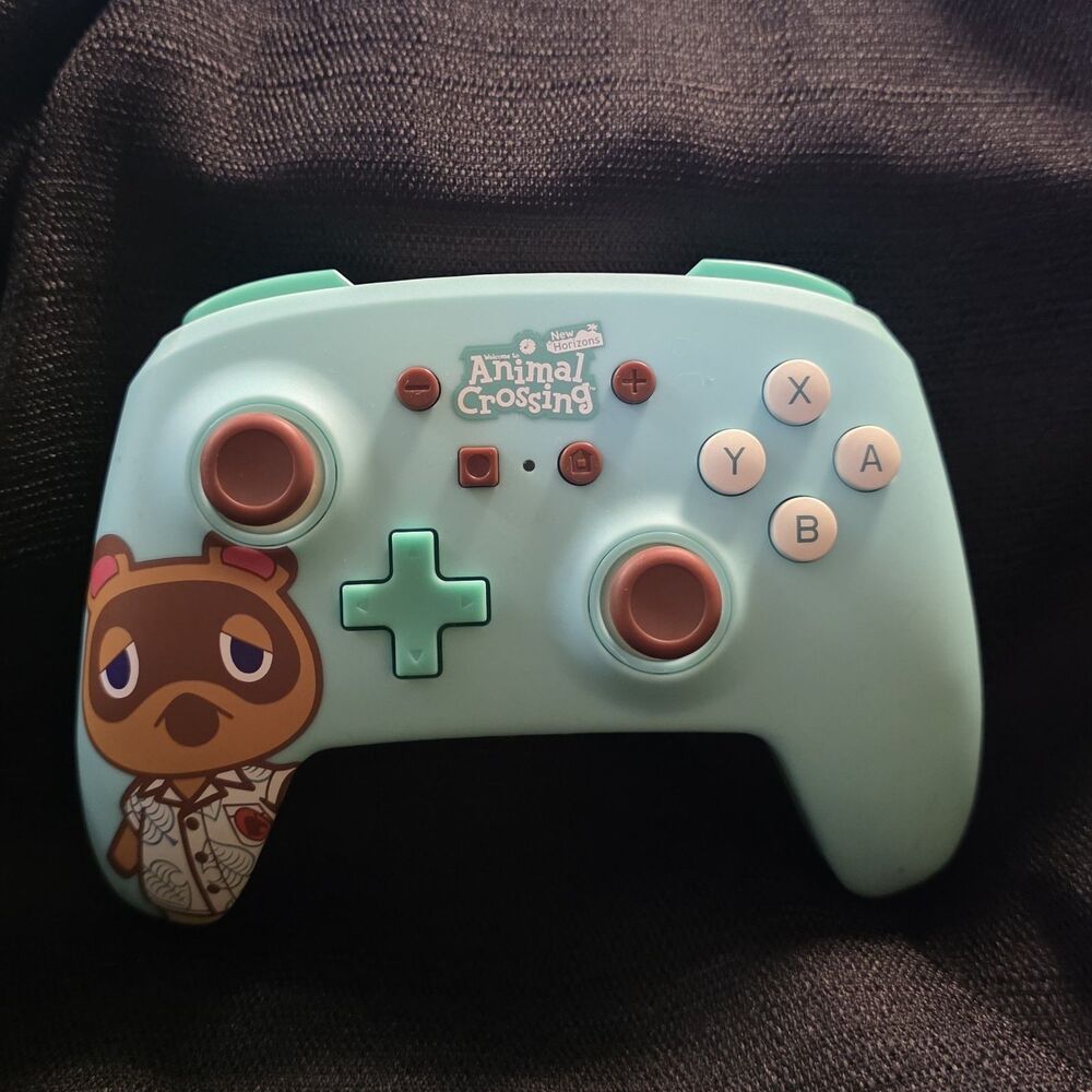 PowerA Enhanced Wired Controller (Animal Crossing: Tom Nook) (2021)
